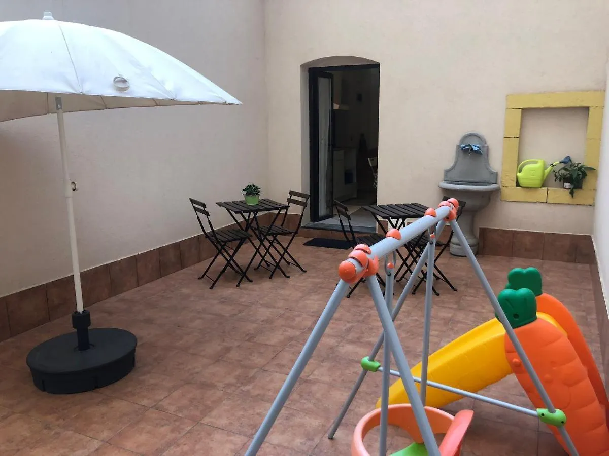 Apartament Il Borghetto Di Gigi Katania